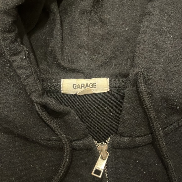 Garage Cropped Zip Up-Hoodie - Picture 2 of 2